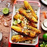 Царевици (цяла или на зърна) със сирене и червен пипер