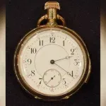 Продадоха златен джобен часовник от "Титаник" за 2,33 млн. долара