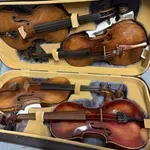 Хванаха британец, опитал да внесе в страната недекларирани цигулки