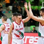 България стартира с победа квалификациите по баскетбол