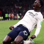 "Чуковете" удариха на "Олд Трафорд", феновете на домакините освиркаха своите