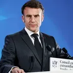 Макрон: ЕС ще намери начин да използва замразените руски активи