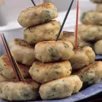 Рибни кюфтета с копър и магданоз