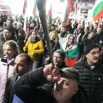 "Уолстрийт джърнъл": Gen Z за пръв път свалят европейско правителство