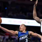 Меджик и Никс на 1/2-финал за купата