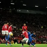 Луд мач на "Трафорд": 100 минути, осем гола и няколко подобрени рекорда!