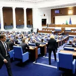 Родителите на деца до 12 години с право на гъвкаво работно време през цялата година