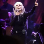 Лили Иванова събира на една сцена Васил Найденов, Софи Маринова и още десетки певци за благотворителен концерт