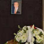 Вехти комуноиди изпратиха с почести последния министър от времето на соца (СНИМКИ)