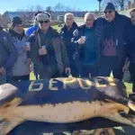 Стойчо Младенов и ветератите на Берое... на прасенце