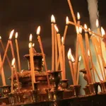 Патриарх Даниил обяви новите цени на свещите в евро