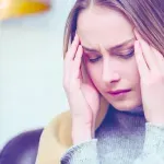 Чаша вода и 15 минути на тъмно прогонват главоболието