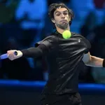 Първите трима поставени са във финалното каре в Хонконг