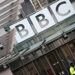 Би Би Си поиска съда да отхвърли иска на Тръмп за $10 млрд.