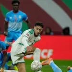 Късен гол изпрати Алжир на 1/4-финалите