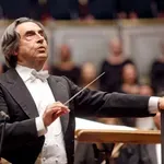 Рикардо Мути ще дирижира концерт в затвор
