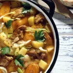 Телешки гулаш с много зеленчуци