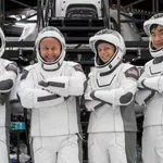 Мисия на НАСА завърши предсрочно заради болен астронавт