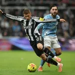 Сити докосва финала, не остави шанс на "свраките", а Семеньо вкара