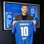 По пътя към завръщане към Бундеслигата: Шалке представи Джеко