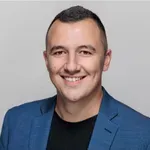 Пълен завой: Фракция в БСП иска да върви ръка за ръка с Радев