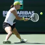 Ига Швьонтек крачи напред, Наоми Осака също се класираха за третия кръг в Австралия