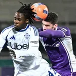 Комо крачи все по-уверено, този път с обрат за купата