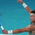 Бен Шелтън влетя в топ 8 в Мелбърн