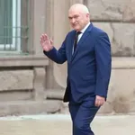 Йотова не посрещна Главчев на "Дондуков" 2