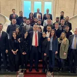 Делян Пеевски пак прие посетителска група в Музея на сглобката (СНИМКИ)