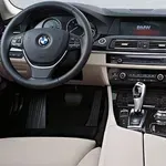 Арестуваха пиян младеж без книжка, катастрофирал с БМВ-то си