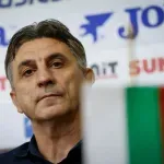 Класиците останаха без треньор