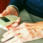 Силистренка хвърли 5000 евро през терасата, "муле" побягна с парите към Румъния