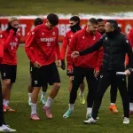 Янев хвърля син срещу баща