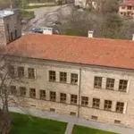 Казаха колко пъти е ходил Алекс Макулев на училище