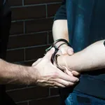 Върнаха в ареста младежа, убил мъж след забележка в Бистрица