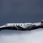 Самолет кацна аварийно на оживен път в Джорджия