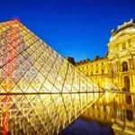 Франция задържа деветима за измама с билети за Лувъра