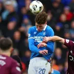 Рейнджърс взе ценна победа в битката за върха