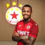 Пияндето Пастор ще играе за ЦСКА