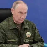 Руски социолог: Путин подсъзнателно се вижда като новия Хитлер