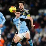 Илия Груев игра 75 минути за Лийдс при загуба от Ман Сити