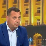 Иван Ченчев заряза Корнелия и "Непокорна България"