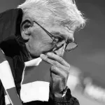 Отиде си великият Джони Велинов