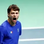 Коболи триумфира в Акапулко