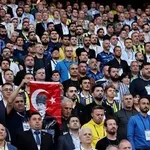 Феновете на Фенербахче към Партизан: Всички вие сте турски синове!