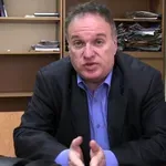 Проф. Вл. Чуков: Хаменей бе предупреден, че може да бъде превърнат в мишена