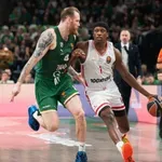 Без Везенков: Олимпиакос падна