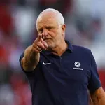 Блокиран: Селекционерът на Ирак не може да напусне ОАЕ