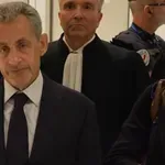 Съд отхвърли молбата на Саркози да обедини присъдите му по две дела